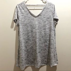 🎉2 for $10 white blouse with black and gray design